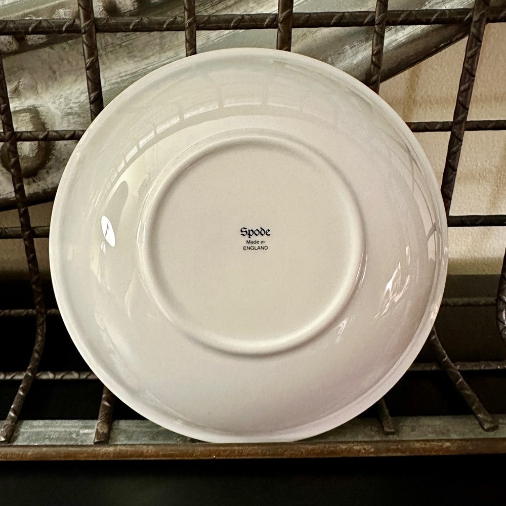 VINTAGE, 6 1/4” SPODE BOWL. IN EXCELLENT CONDITION. MADE IN ENGLAND. - Picture 4 of 6